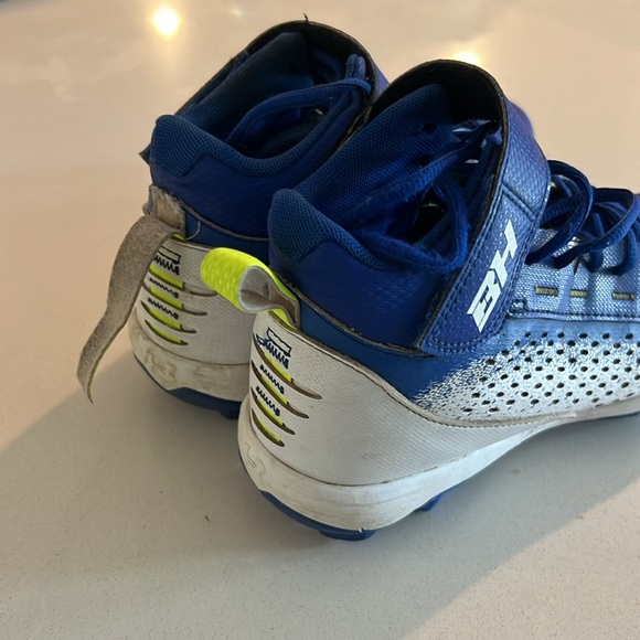 Under Armour Harper baseball cleats - Picture 3 of 5